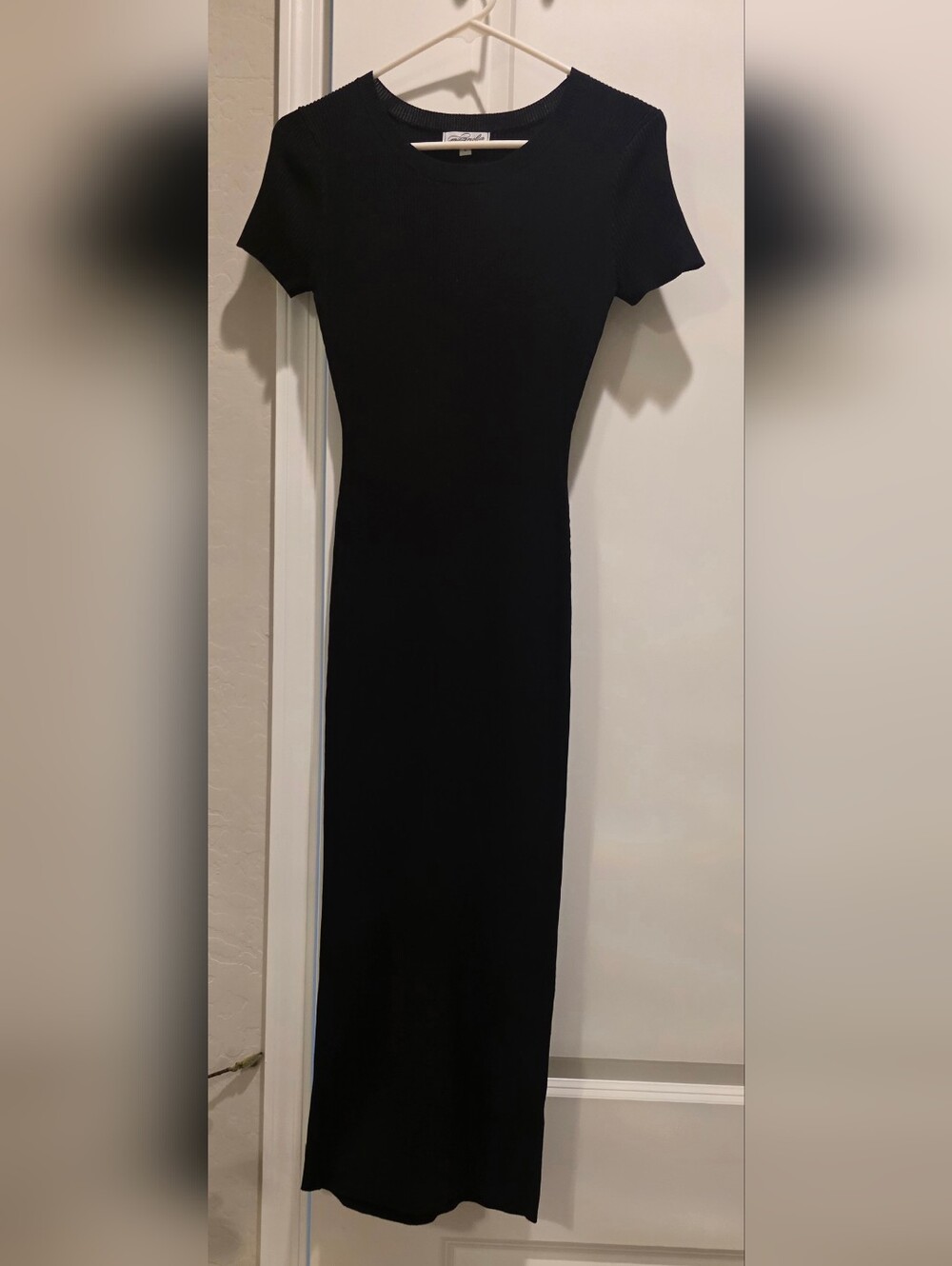 Magnolia Black Maxi Dress - Simple Slim Silhouette